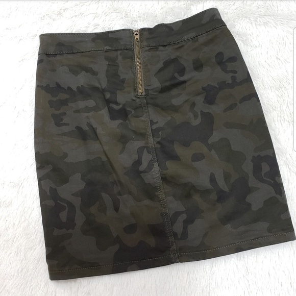 "Cadet" Camo Skirt NWOT - Picture 4 of 6